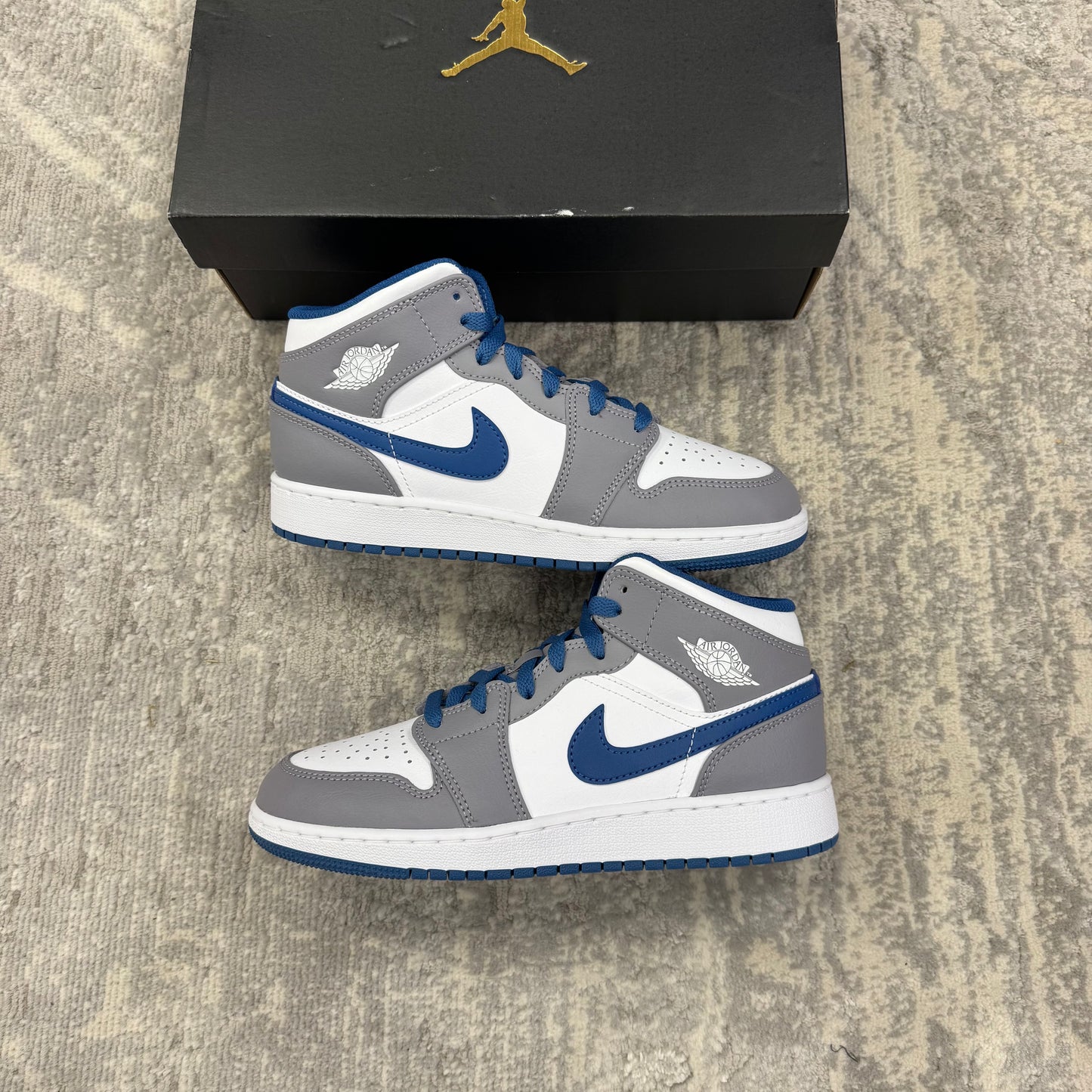 Nike Air Jordan 1 Mid Grey/White/Blue