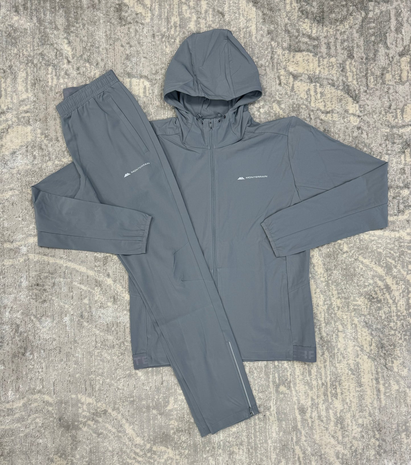 Monterrain Form Tracksuit Grey