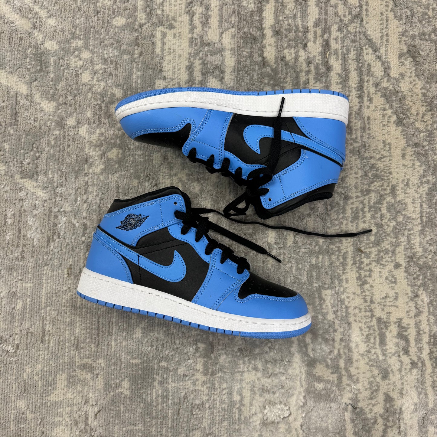 Nike Air Jordan 1 Mid University Blue/Black/White